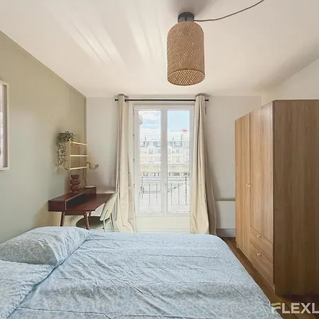 Apartment Immeuble Gauche